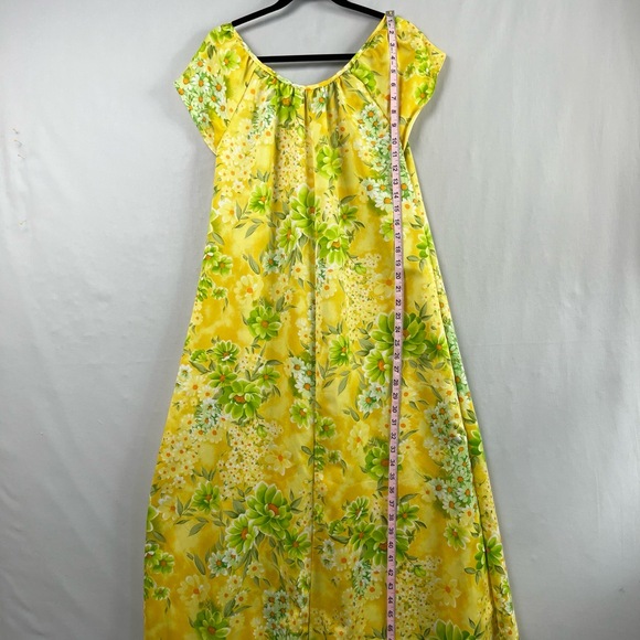 Vintage Sears Hawaii Dress Womens 10 Maxi Yellow Floral Muumuu Tropical Beach - Picture 5 of 14